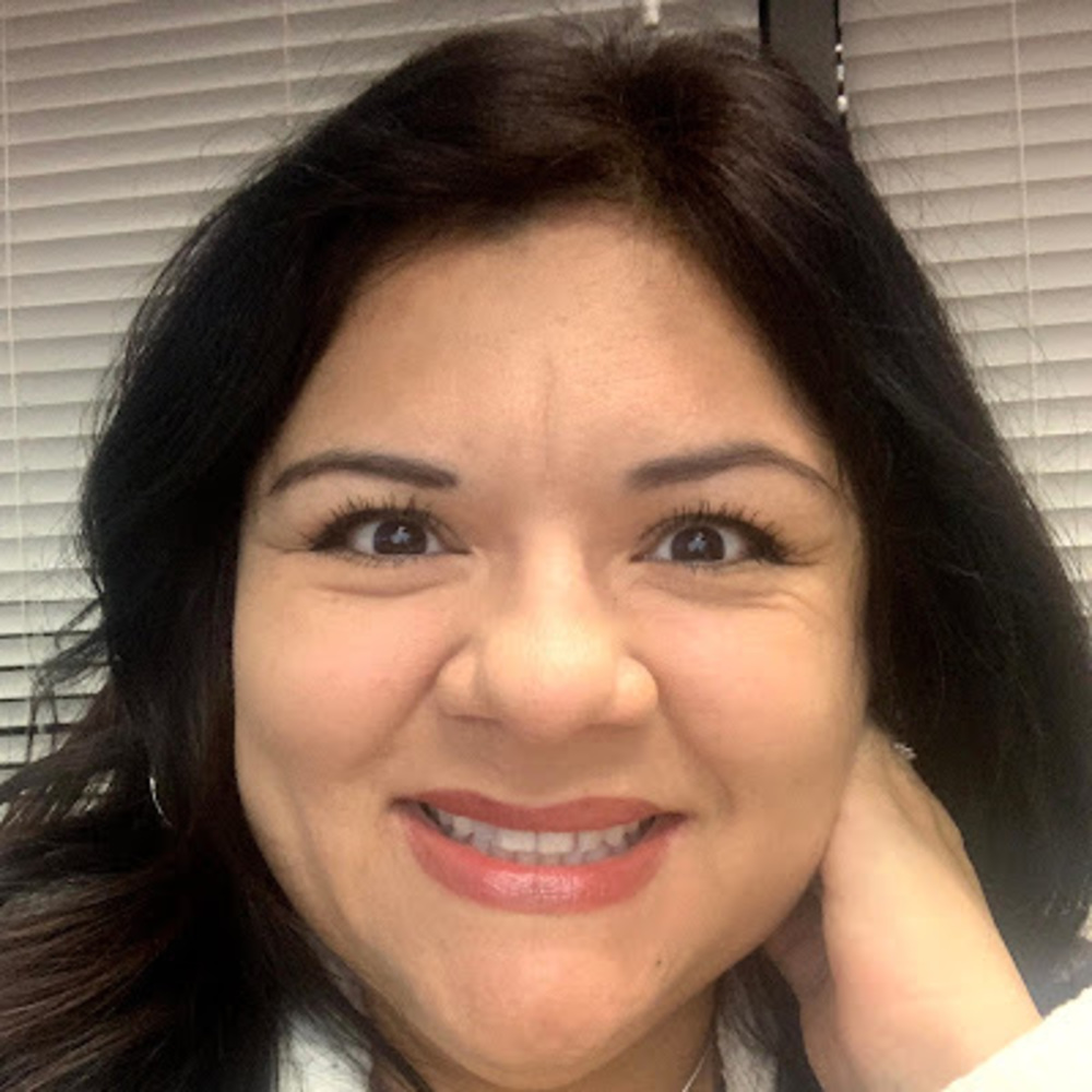 Meet your Posher, Gaby